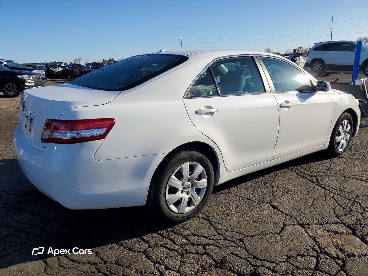 Toyota Camry 2010