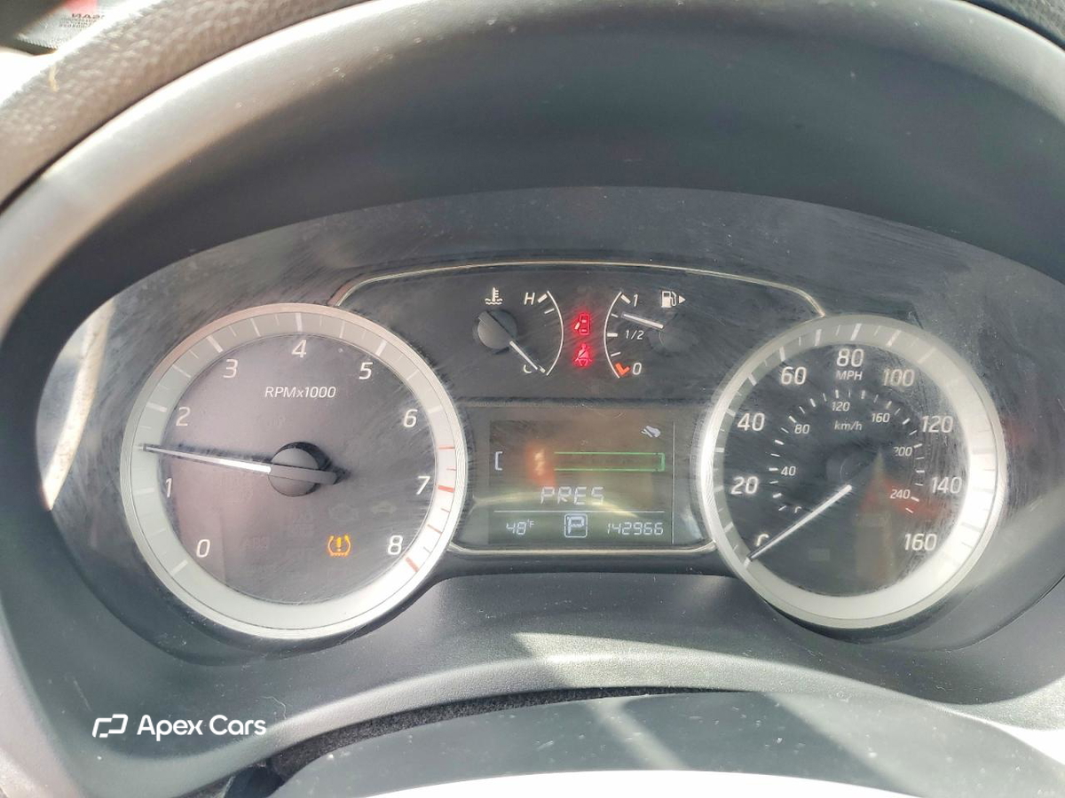 Nissan Sentra 2015