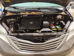 Toyota Sienna 2012