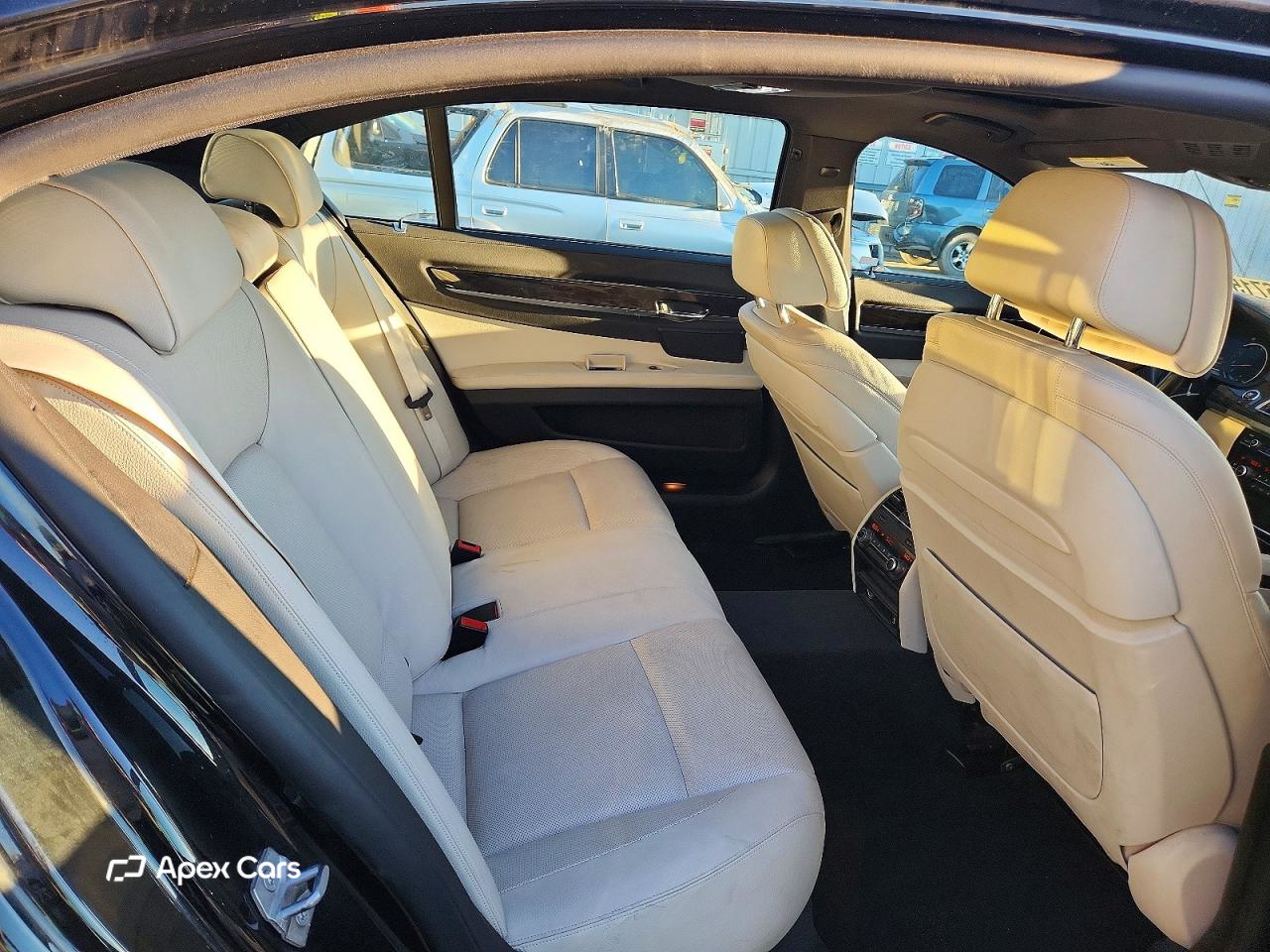 BMW Series 7 2014