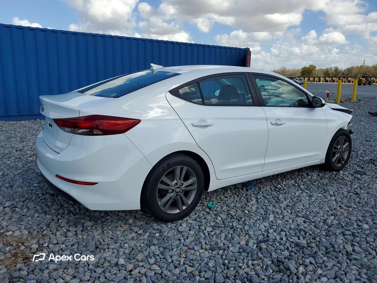 Hyundai Elantra 2017