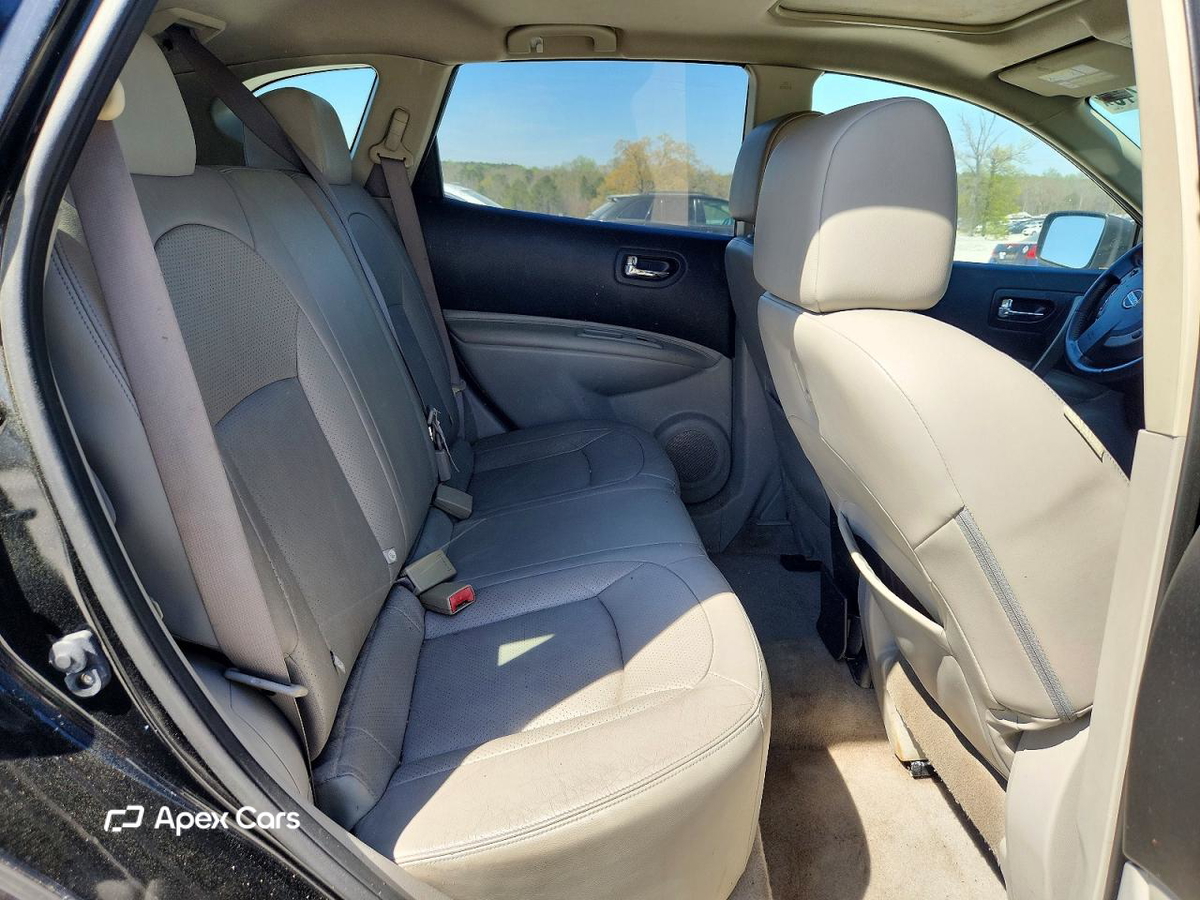 Nissan Rogue 2012