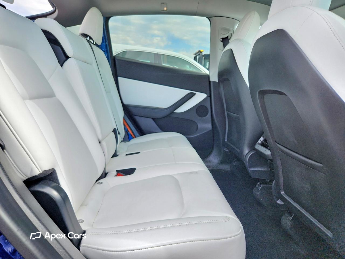 Tesla Model Y 2020