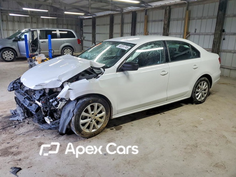 Volkswagen Jetta 2015 - Image 1 of 14