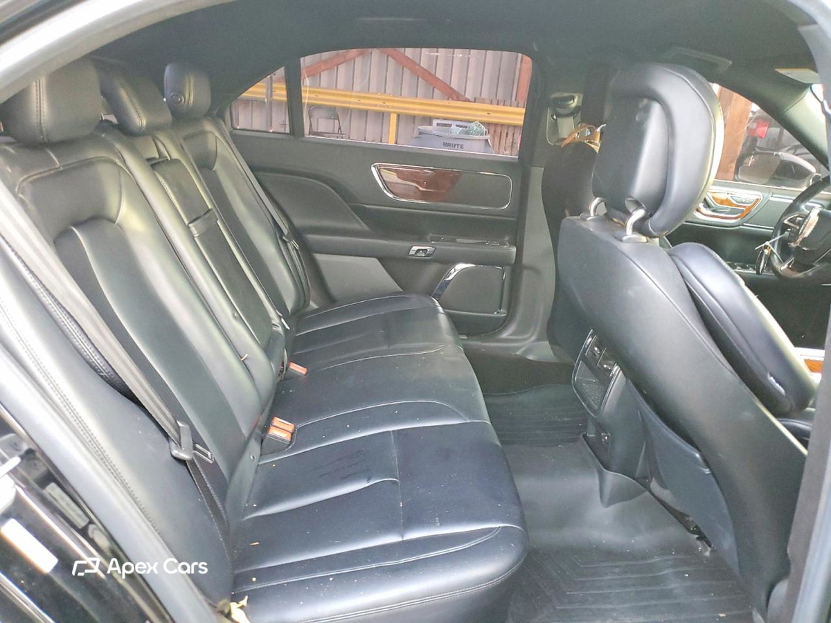 Lincoln Continental 2017