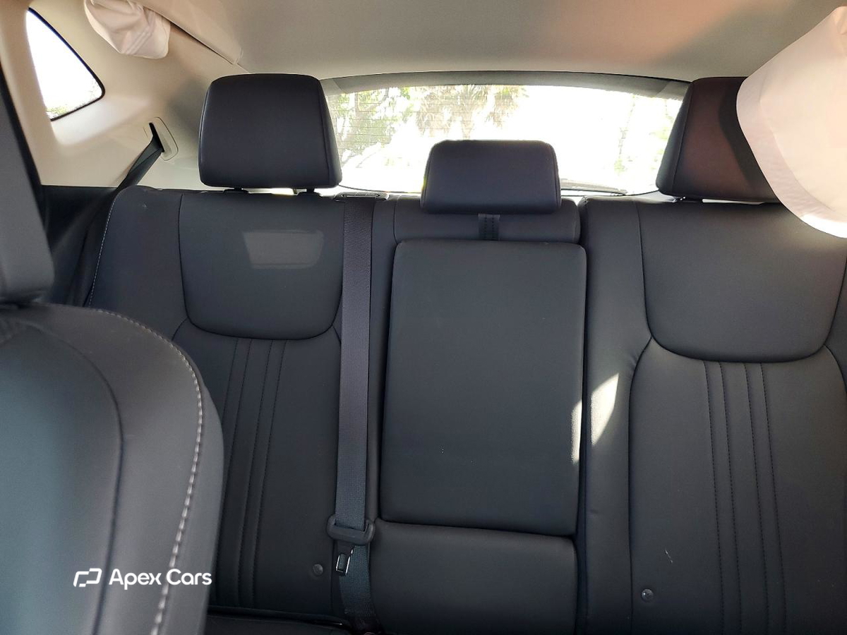 Lexus NX 2025