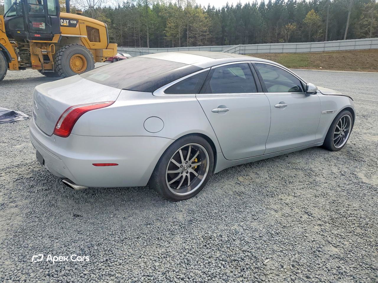 Jaguar XJ 2011