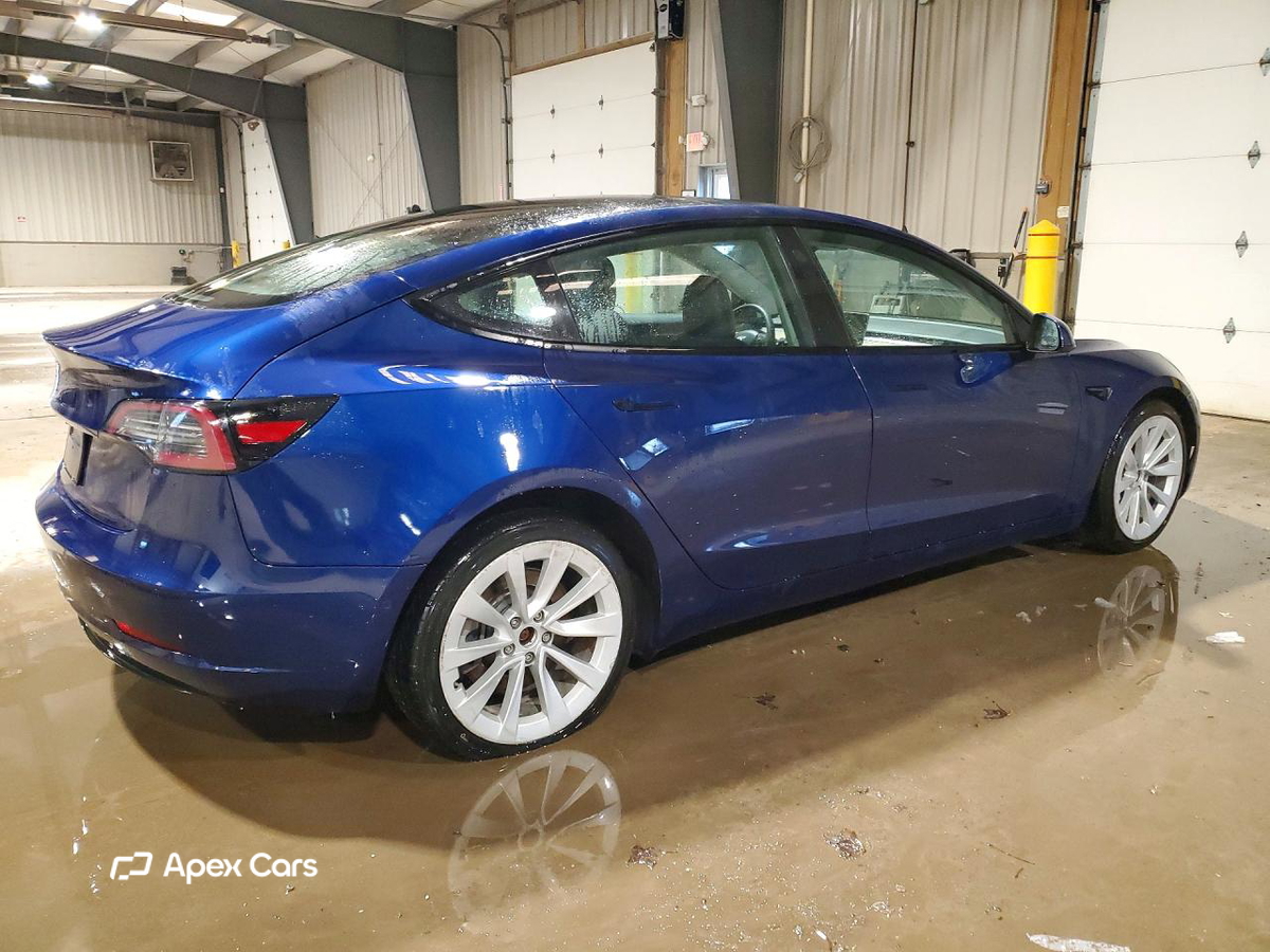 Tesla Model 3 2022