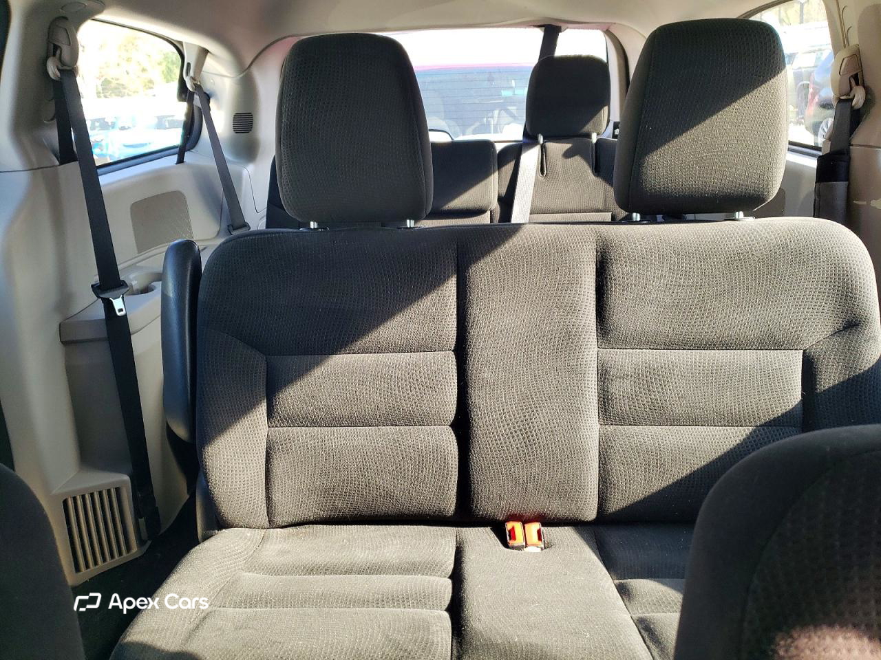 Dodge Caravan 2016