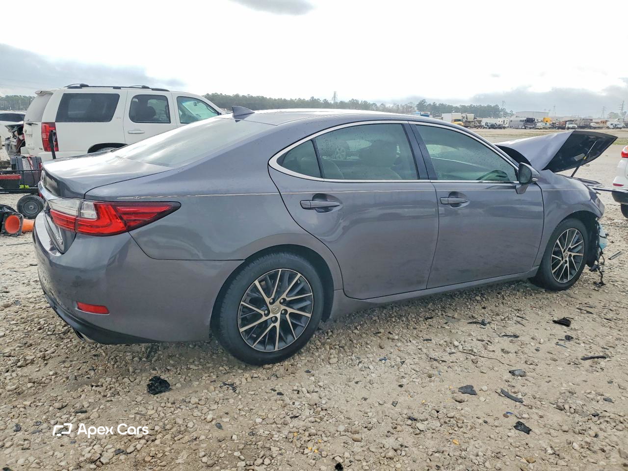 Lexus ES 2016