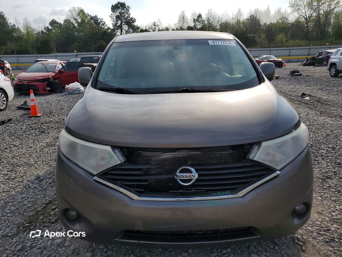 Nissan Quest 2015