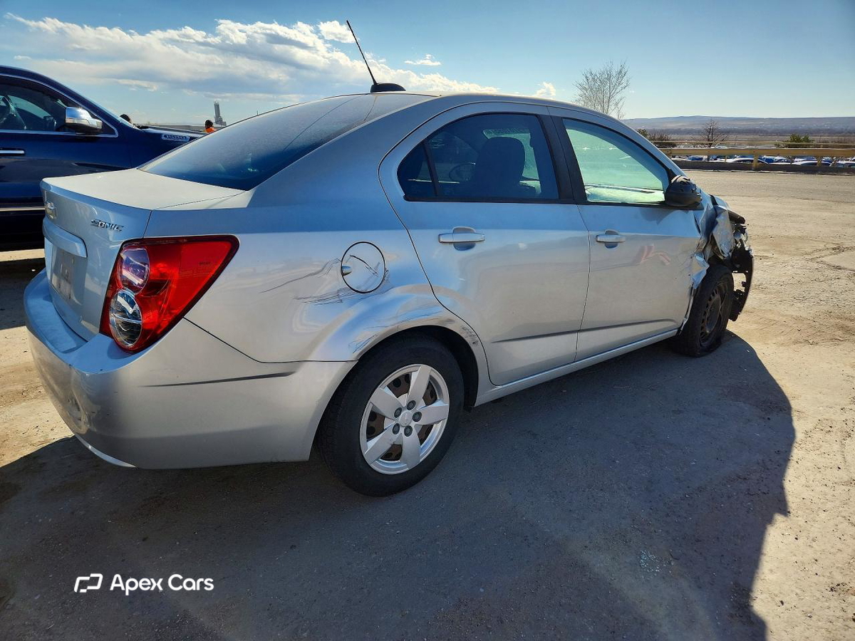 Chevrolet Sonic 2015