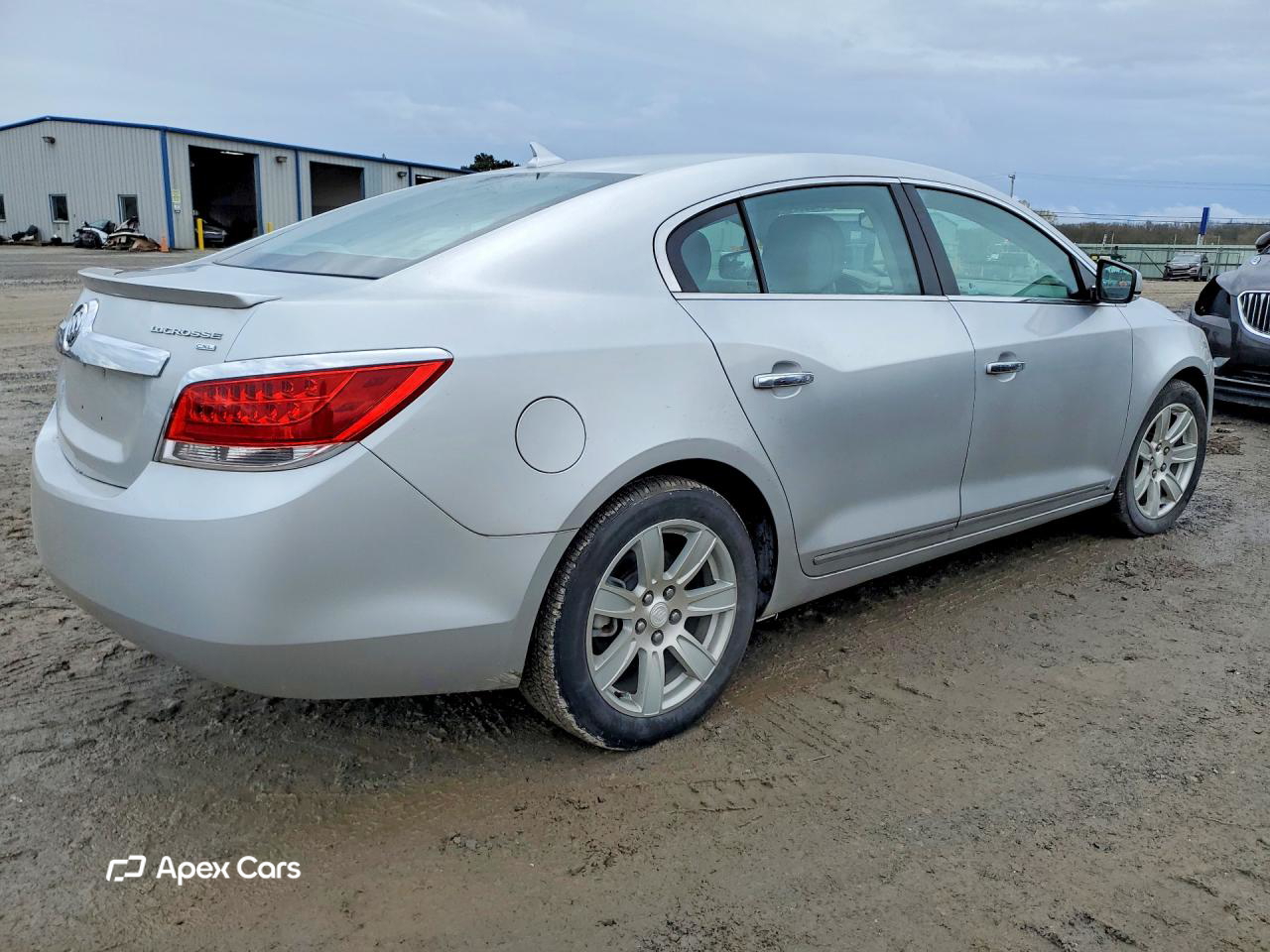 Buick LaCrosse 2011