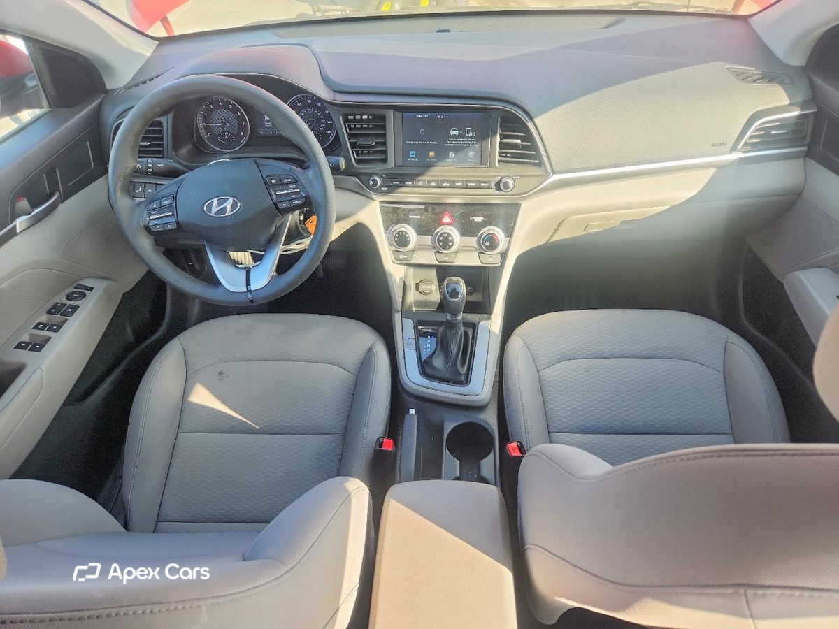 Hyundai Elantra 2019