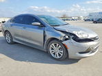 Chrysler 200 2016