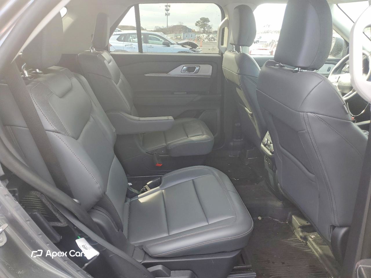Ford Explorer 2025