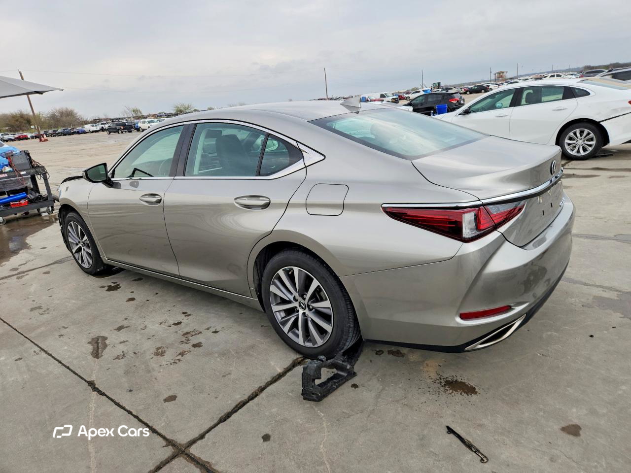 Lexus ES 2021