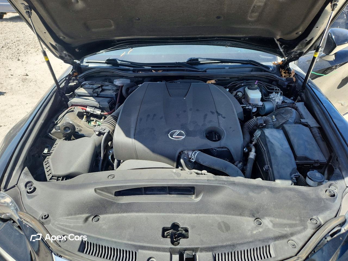Lexus IS 2015
