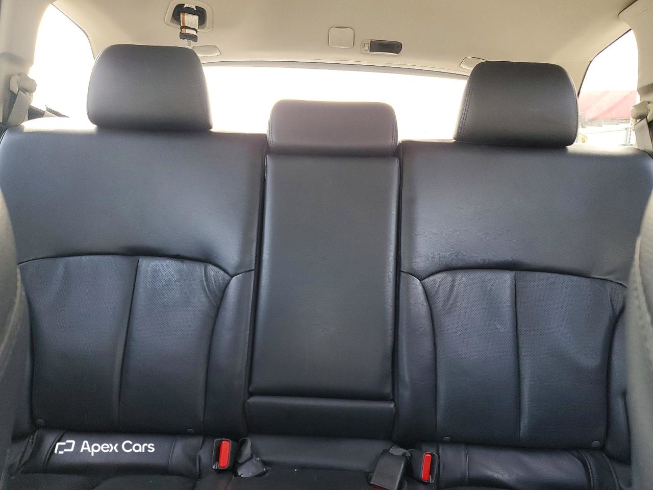 Subaru Outback 2011