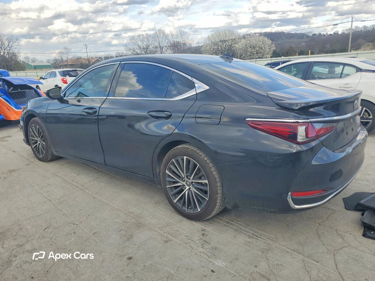 Lexus ES 2024