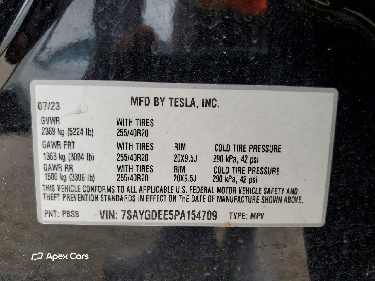 Tesla Model Y 2023