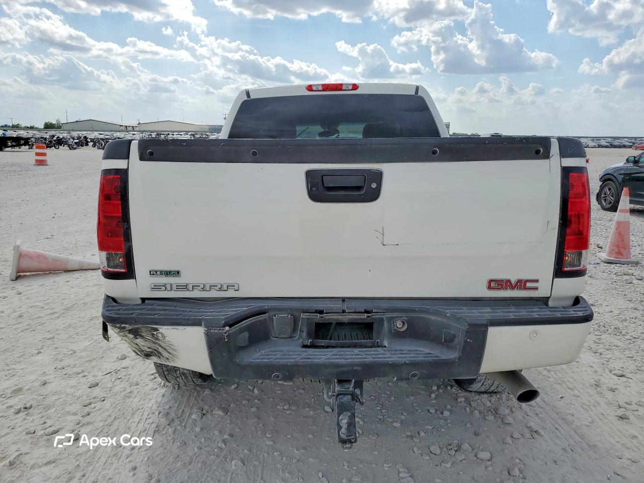 GMC Sierra 2011