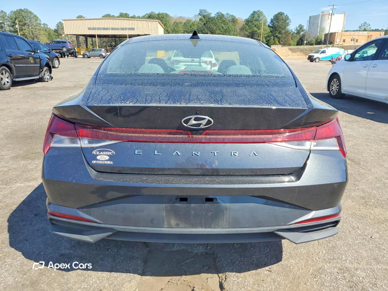 Hyundai Elantra 2023