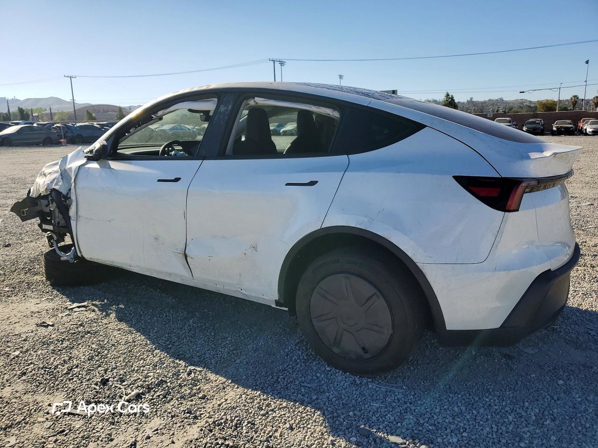 Tesla Model Y 2026