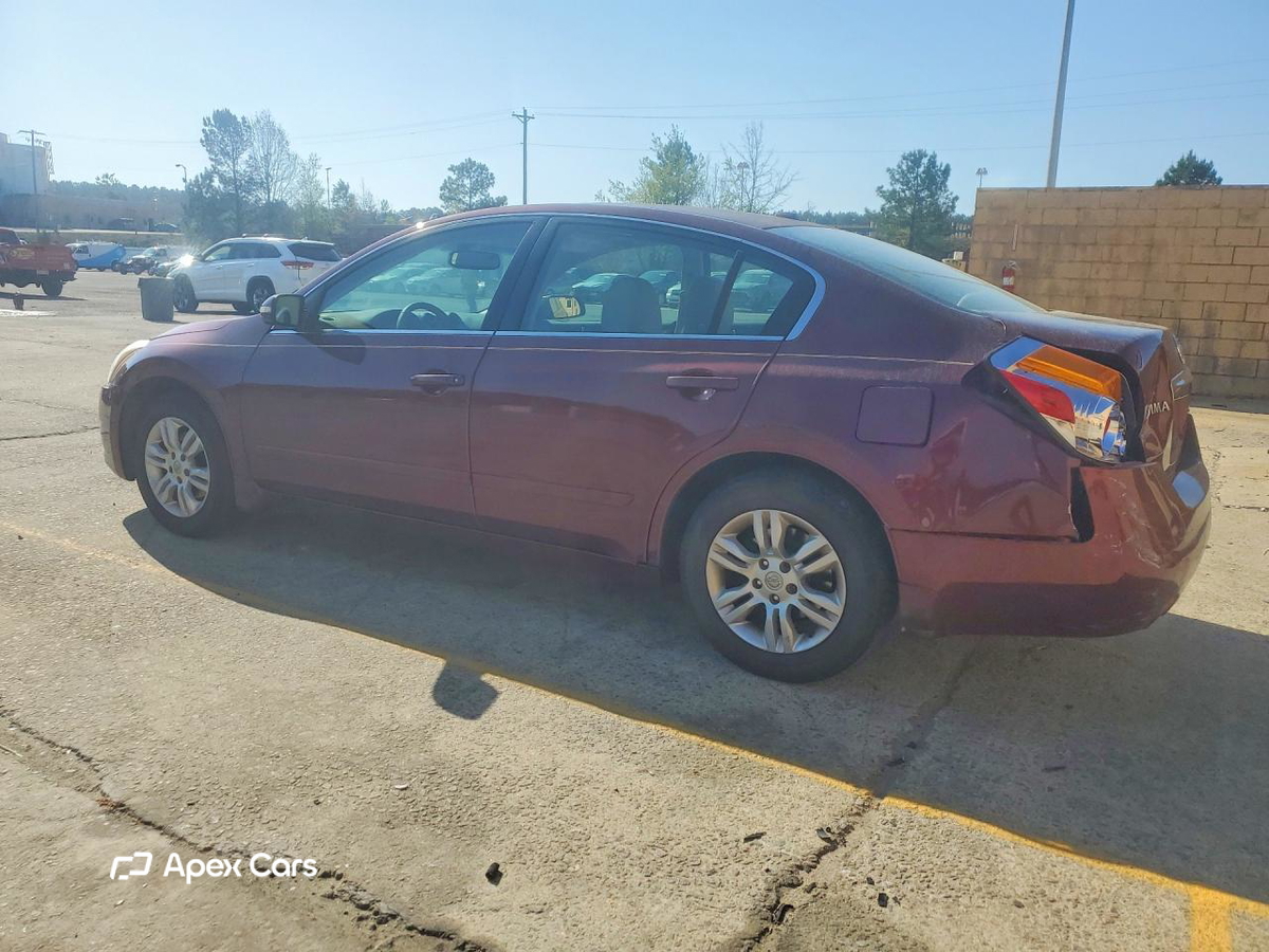 Nissan Altima 2012