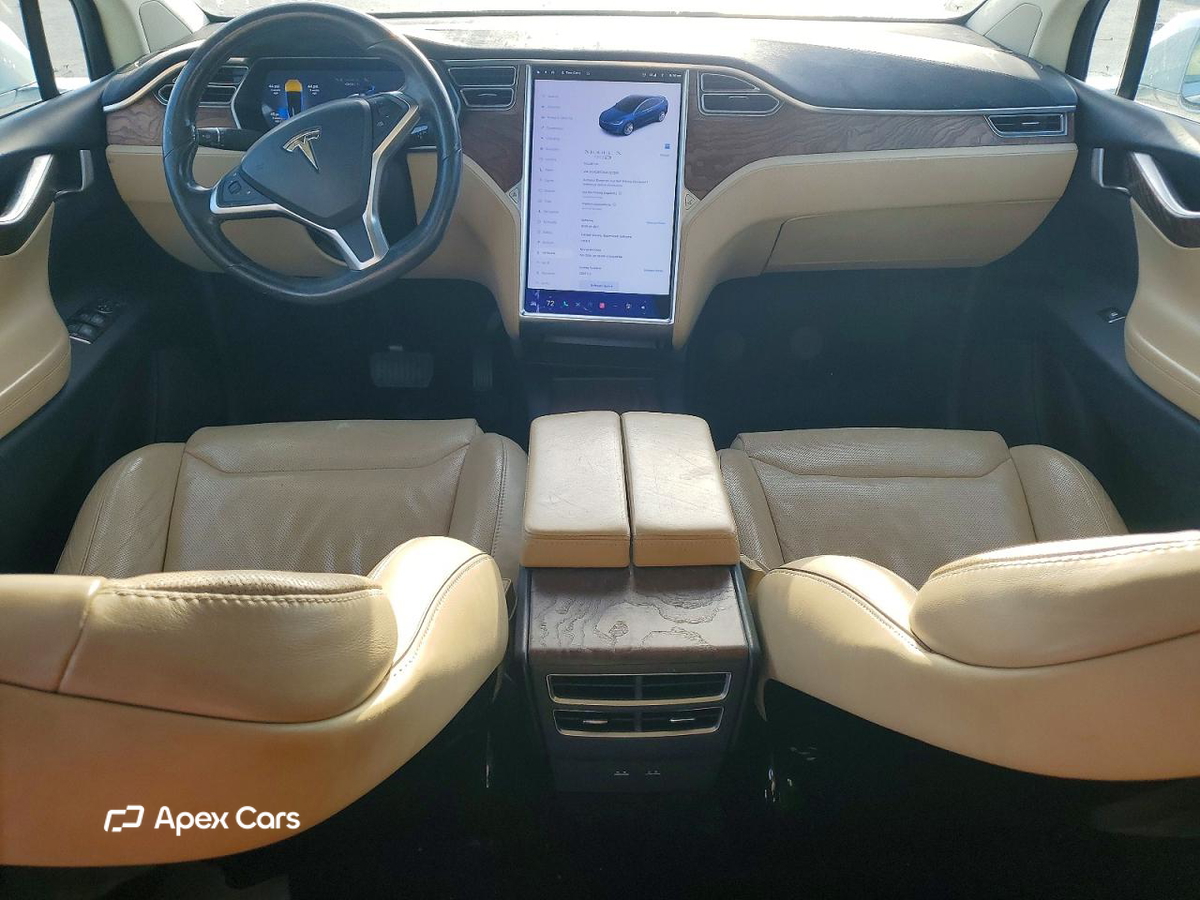 Tesla Model X 2016