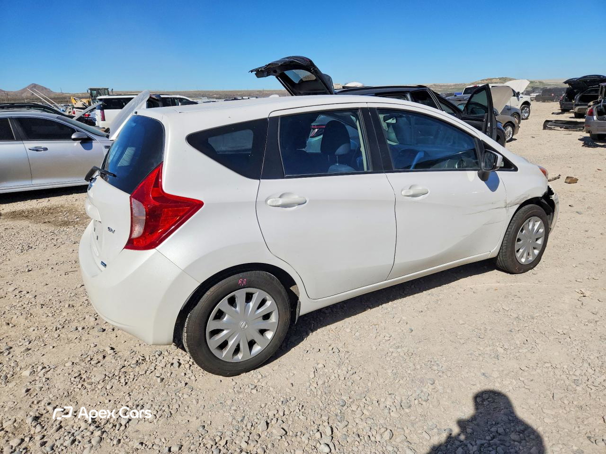 Nissan Versa 2016