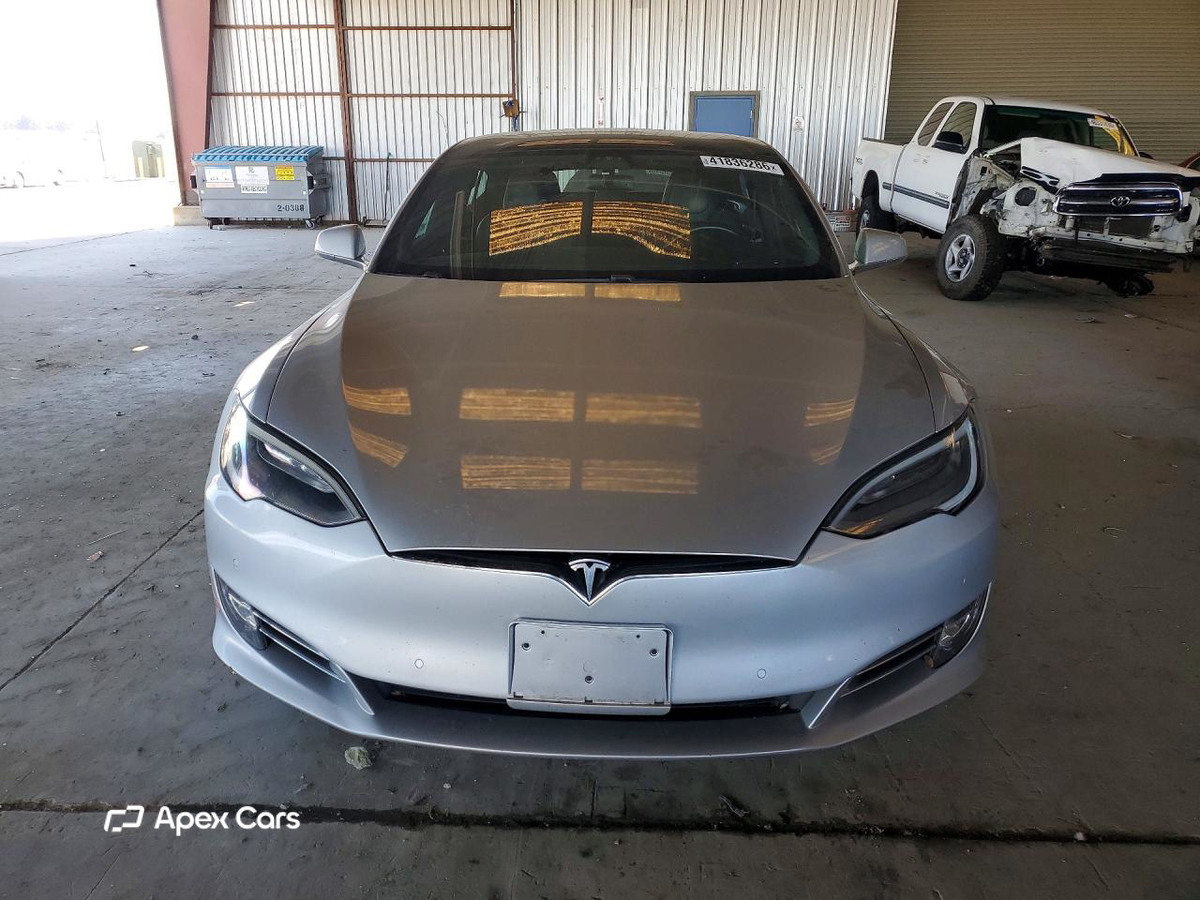 Tesla Model S 2017
