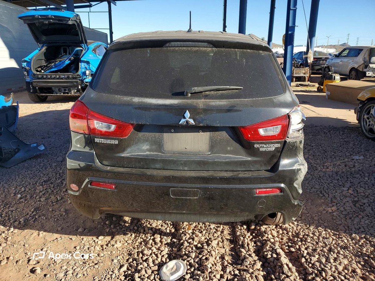 Mitsubishi Outlander 2011