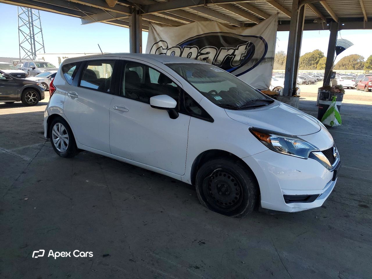 Nissan Versa 2017
