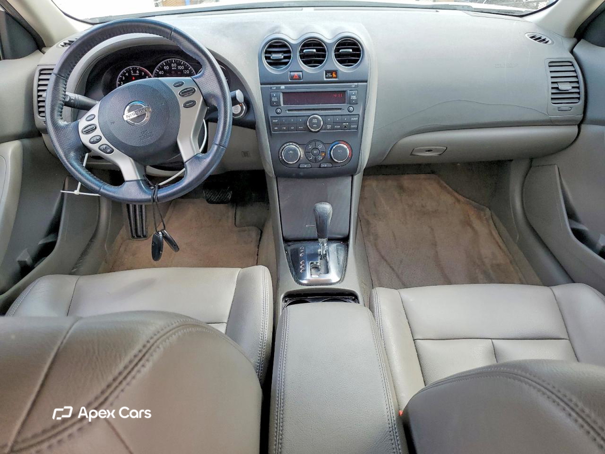 Nissan Altima 2012