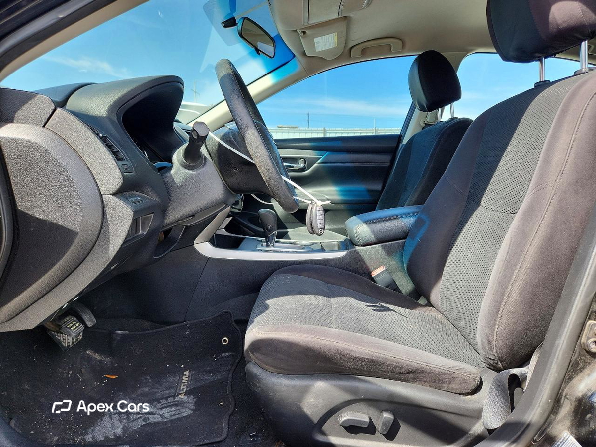 Nissan Altima 2015
