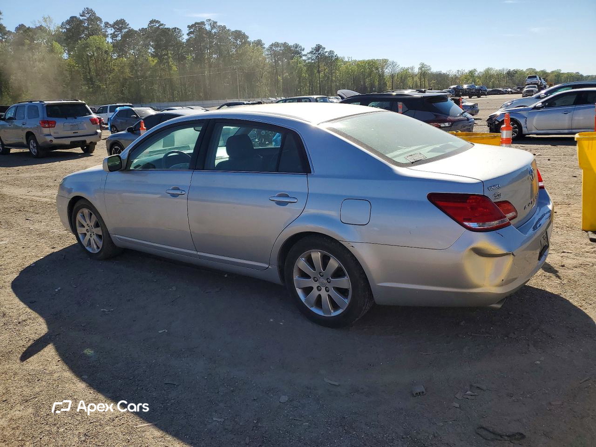 Toyota Avalon 2006