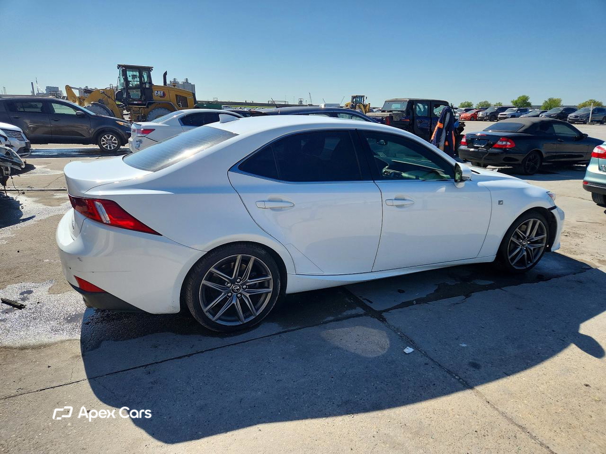 Lexus IS 2016