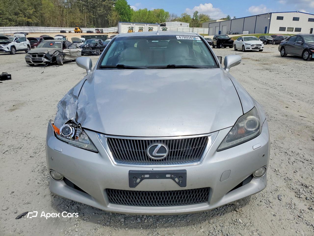 Lexus IS 2011