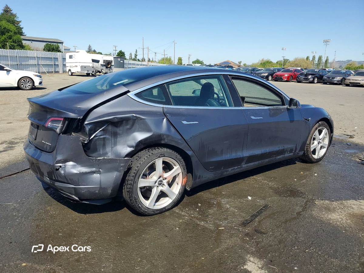 Tesla Model 3 2019