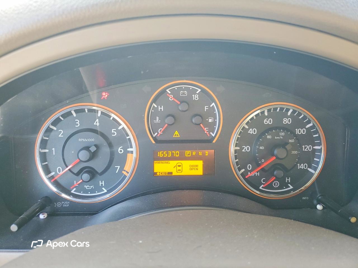 Nissan Armada 2015