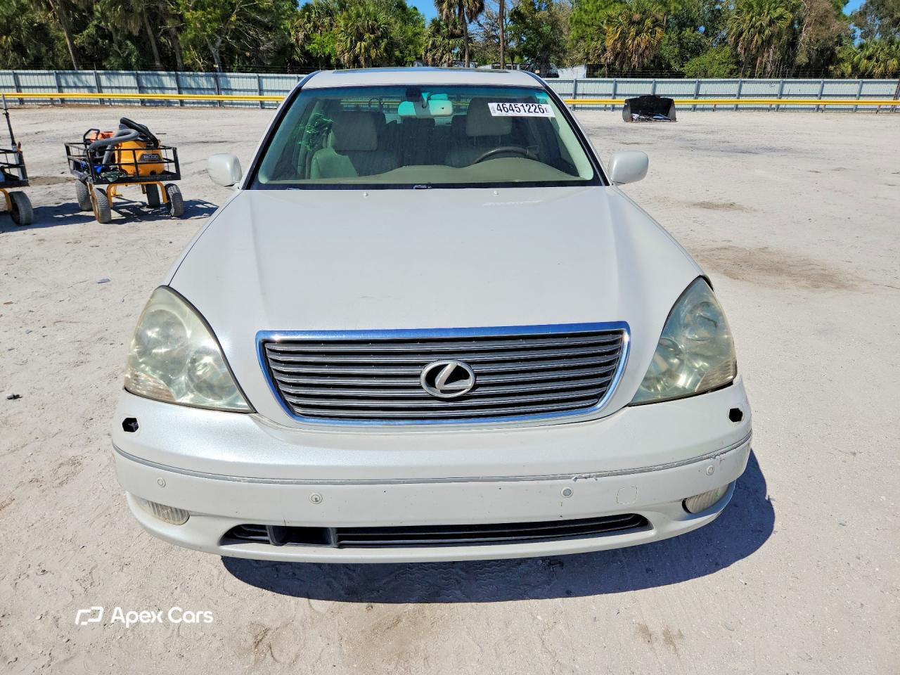Lexus LS 2001