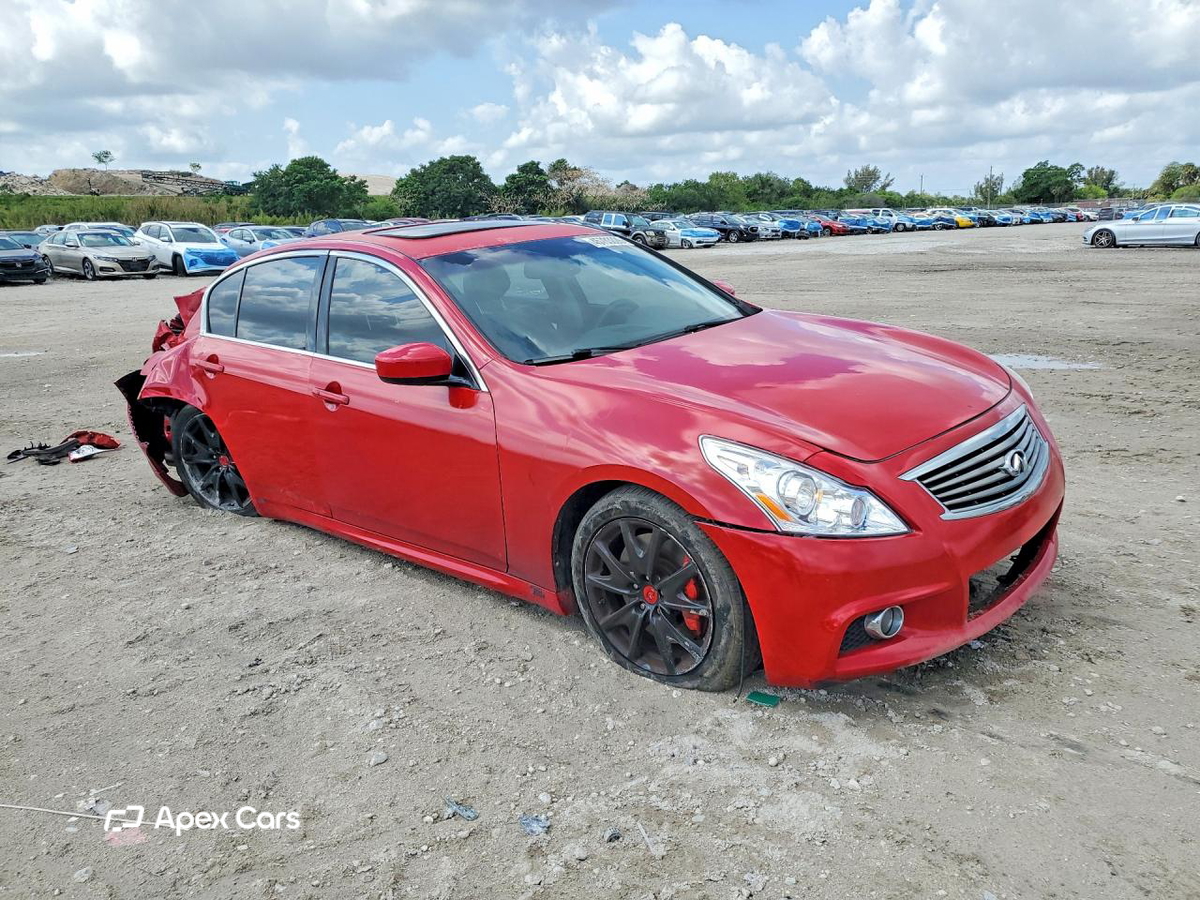 Infiniti G 2013