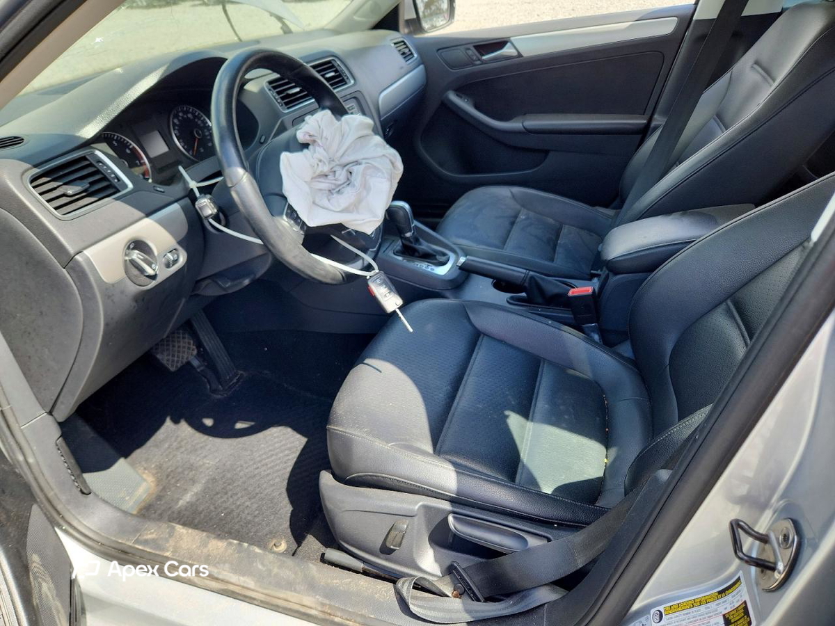 Volkswagen Jetta 2014