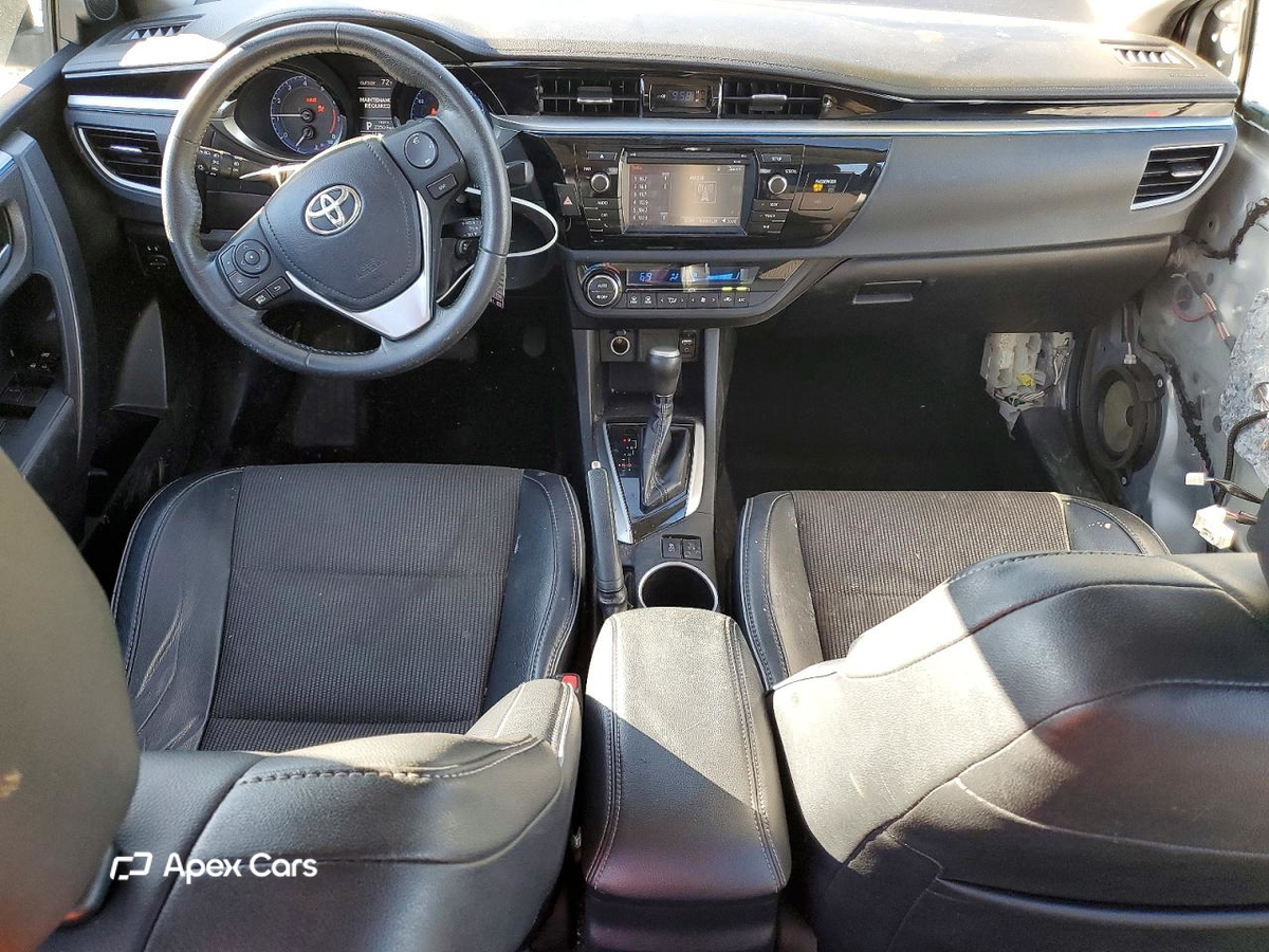 Toyota Corolla 2015