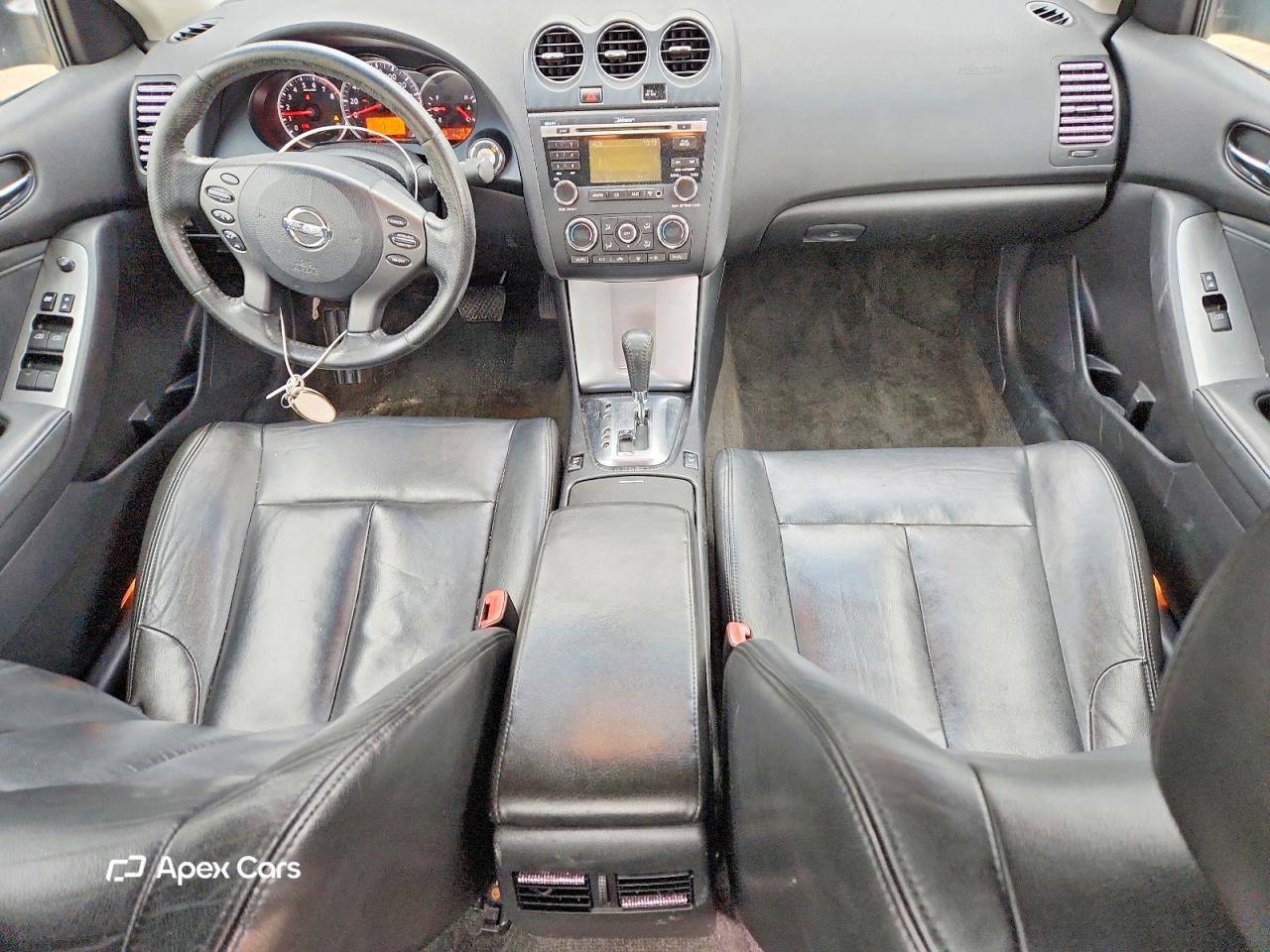 Nissan Altima 2011