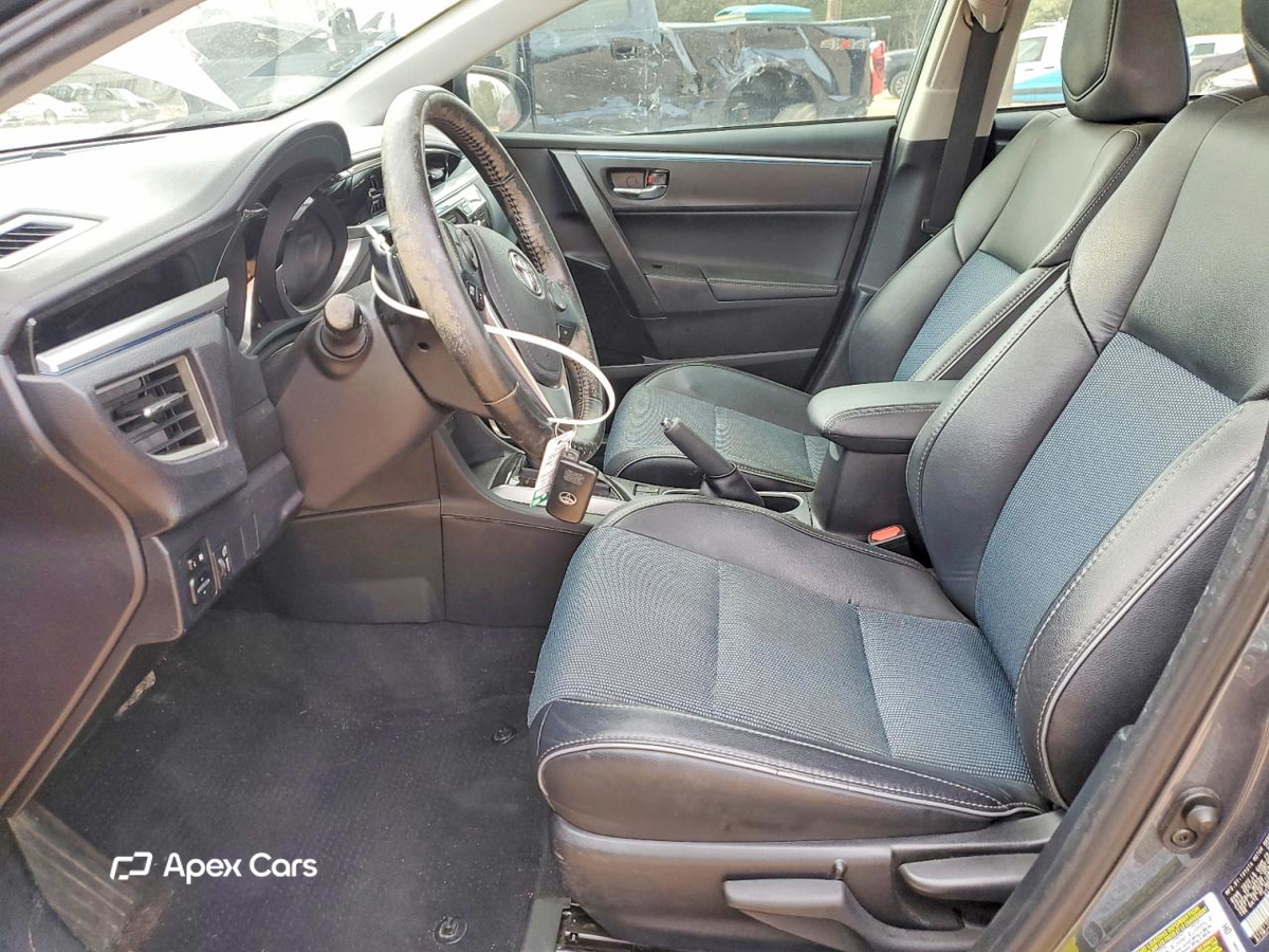 Toyota Corolla 2015