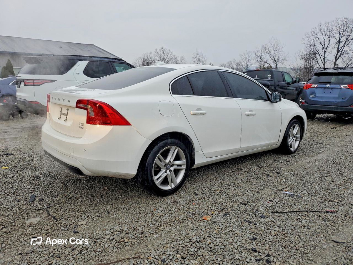 Volvo S60 2015