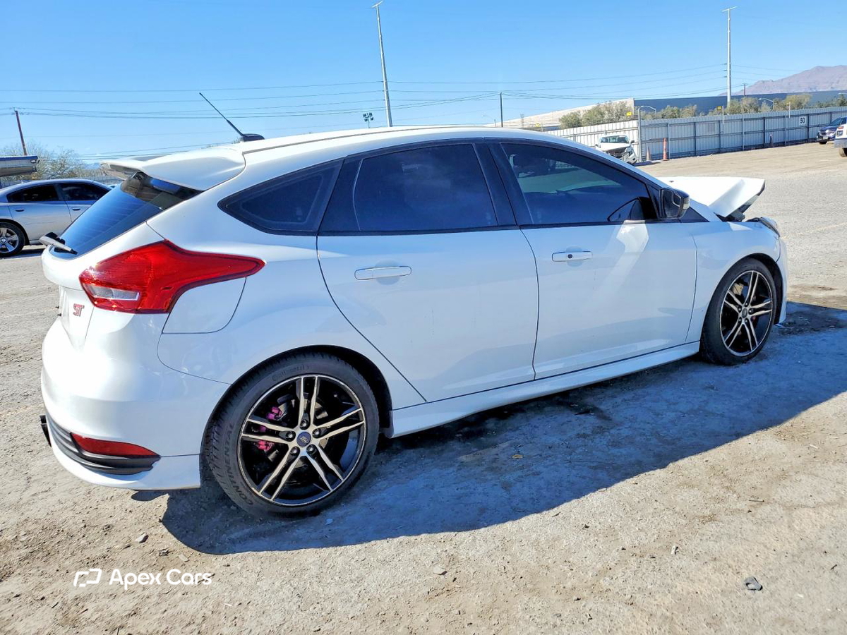 Ford Focus 2016
