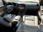 Toyota Sequoia 2005